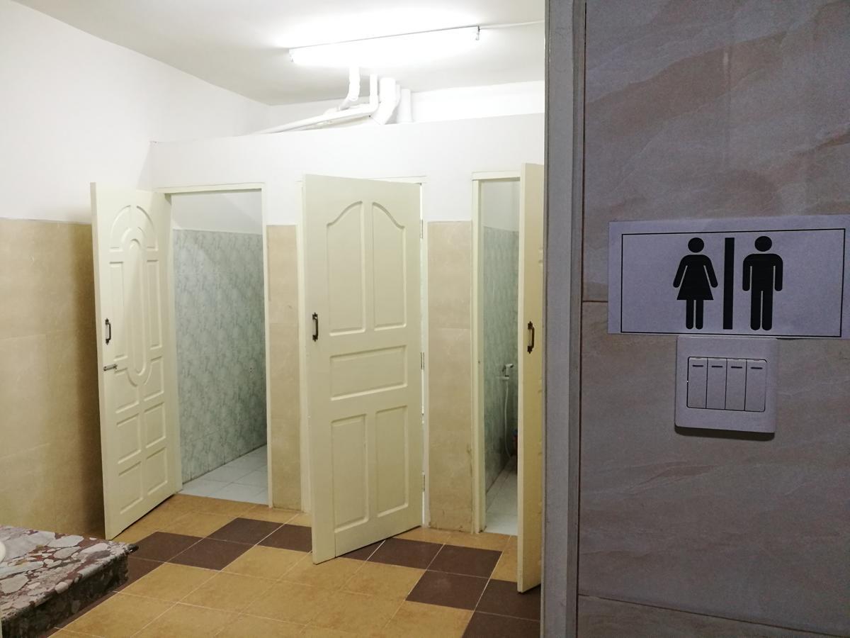 Dengba Hostel Rangun Kültér fotó