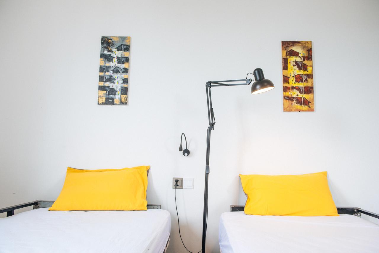 Dengba Hostel Rangun Kültér fotó