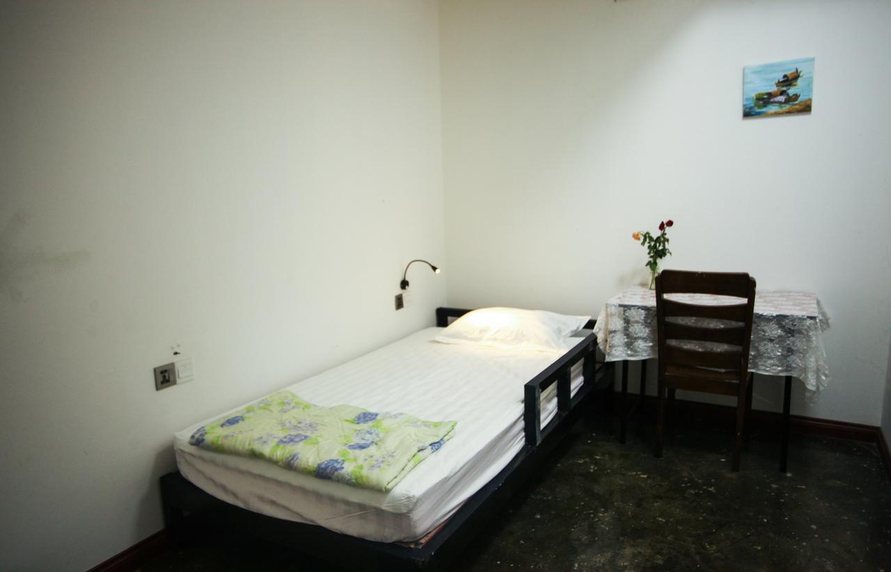 Dengba Hostel Rangun Kültér fotó